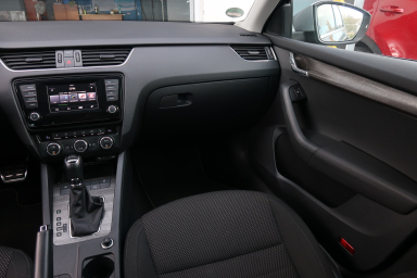 Škoda Octavia Scout - 2015