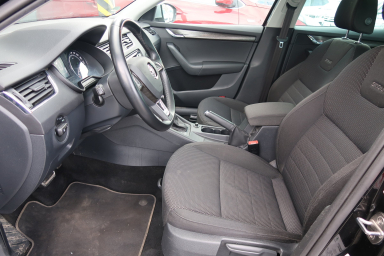 Škoda Octavia Scout - 2015