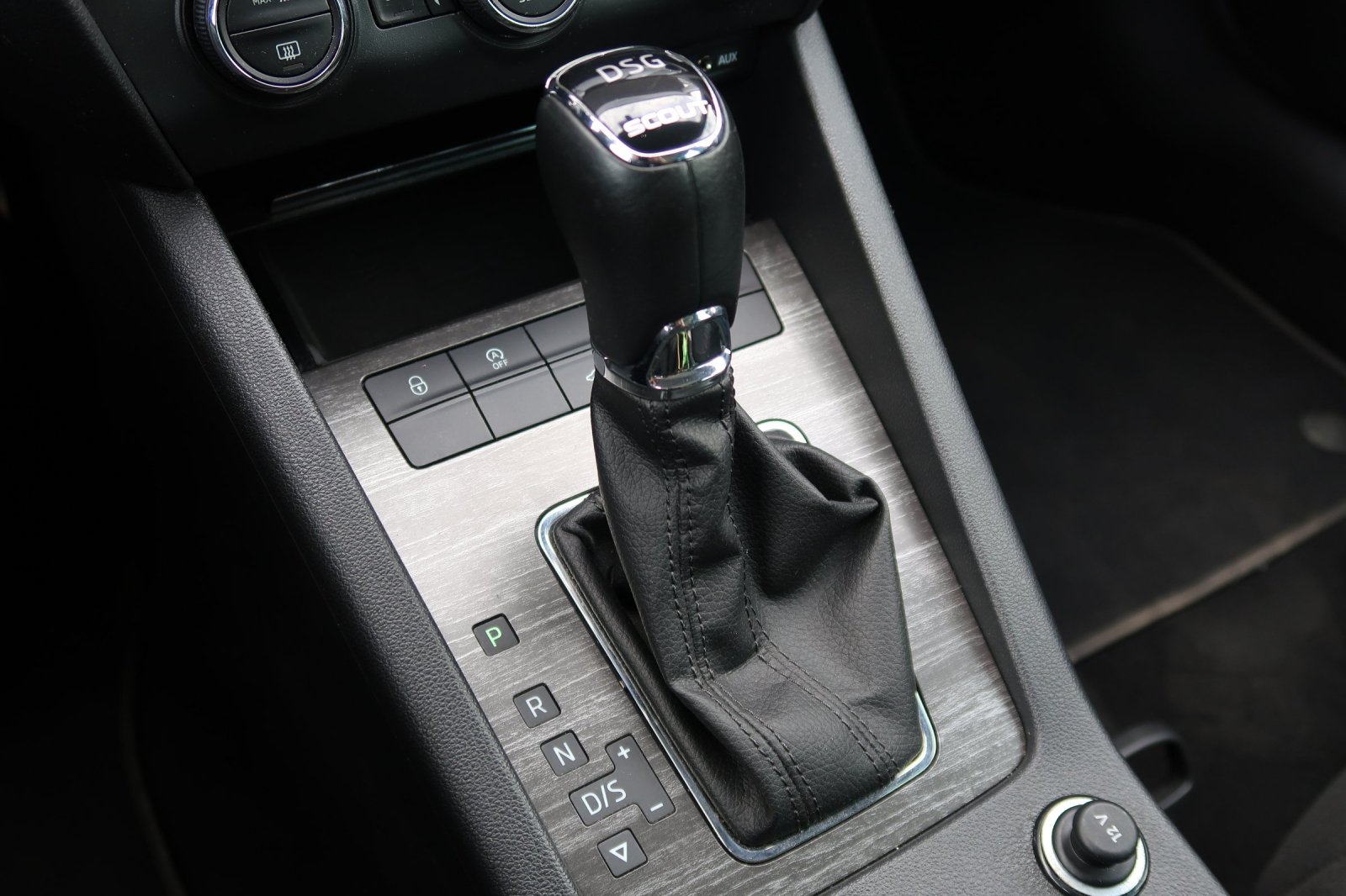 Škoda Octavia Scout - 2015