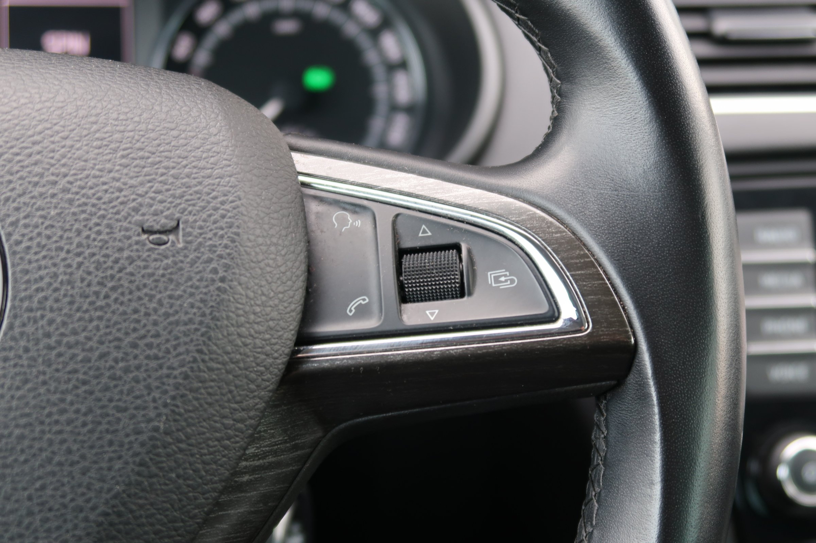 Škoda Octavia Scout - 2015