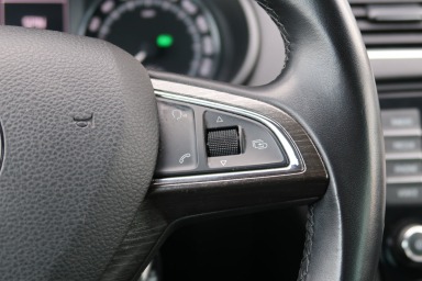 Škoda Octavia Scout - 2015