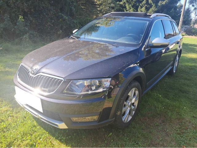 Skoda Octavia Scout 2015