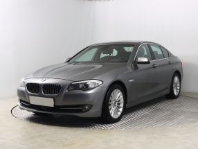 BMW 5 - 2011