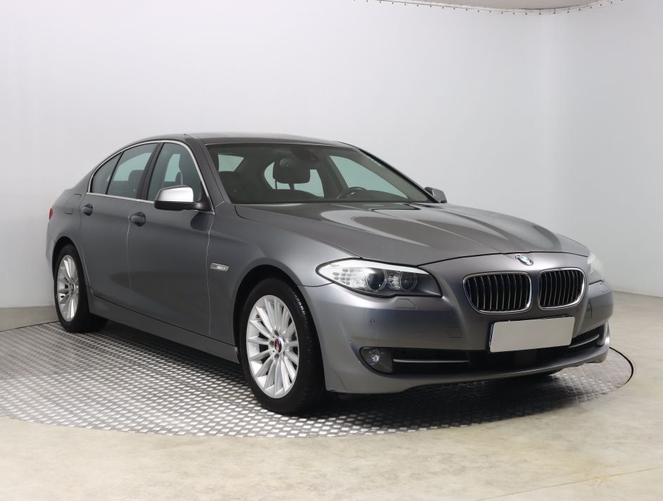 BMW 5 - 2011