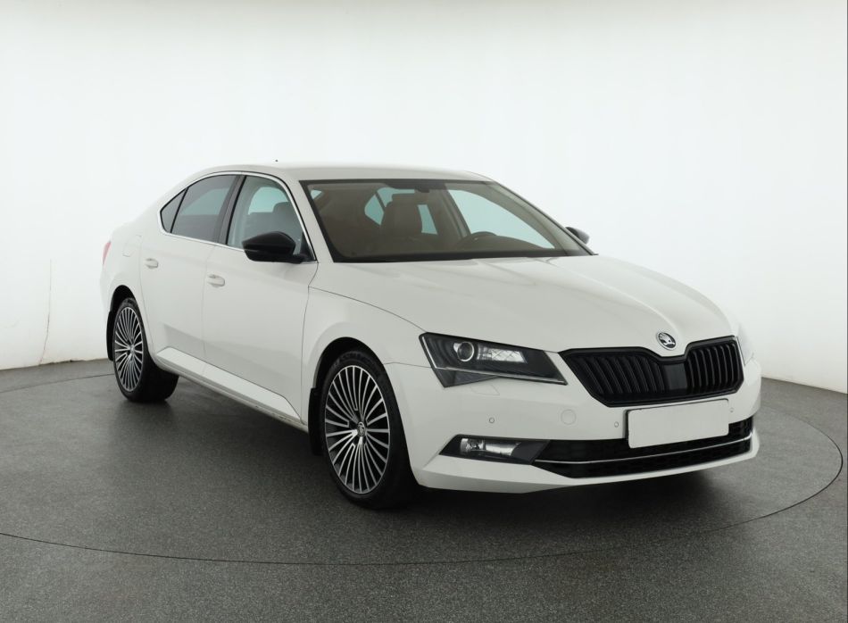 Skoda Superb - 2016