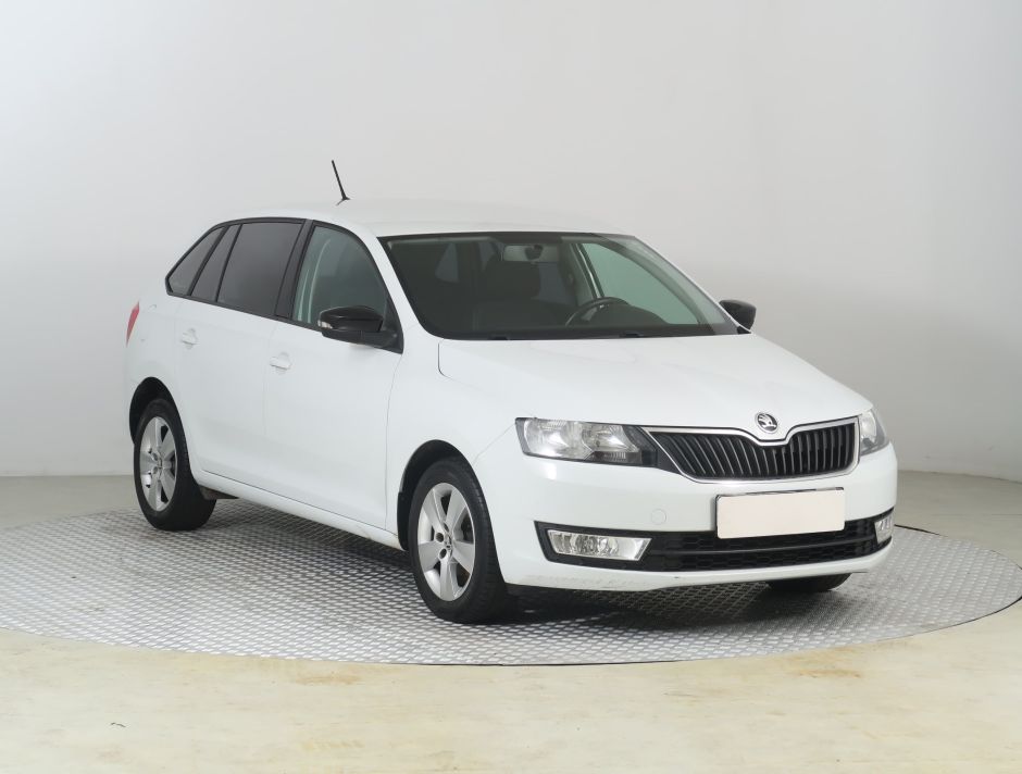 Skoda Rapid Spaceback - 2016