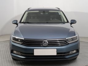 Volkswagen Passat - 2015