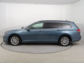 Volkswagen Passat - 2015