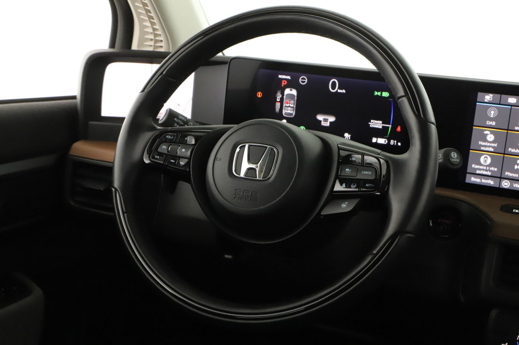 Honda e