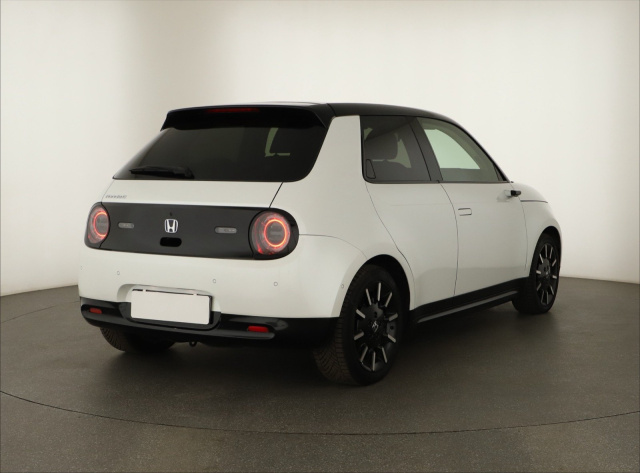 Honda e Advance e Advance