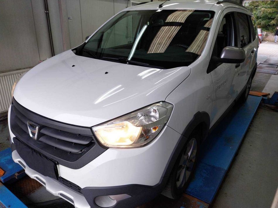 Dacia Lodgy - 2015