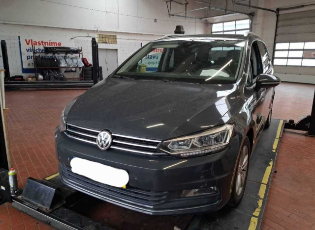 Volkswagen Touran 2016
