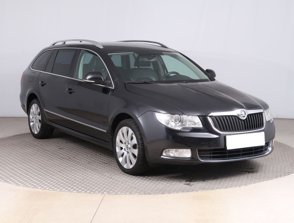 Skoda Superb - 2011