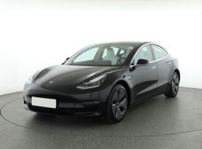 Tesla Model 3 - 2019