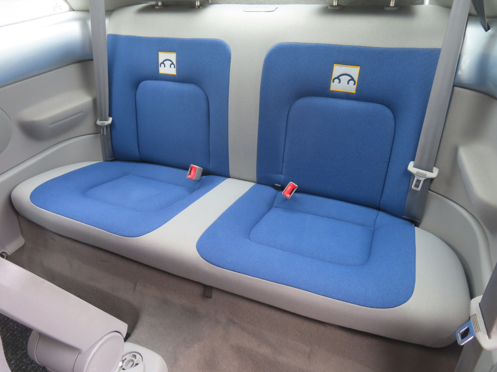 Volkswagen New Beetle