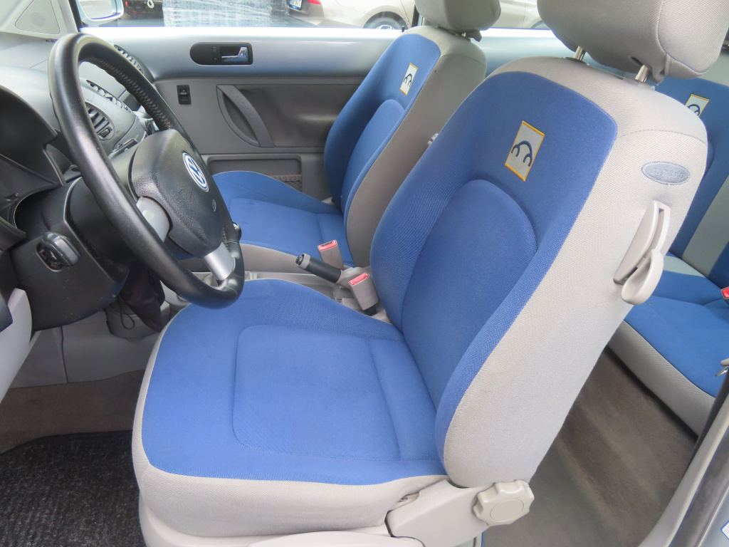 Volkswagen New Beetle