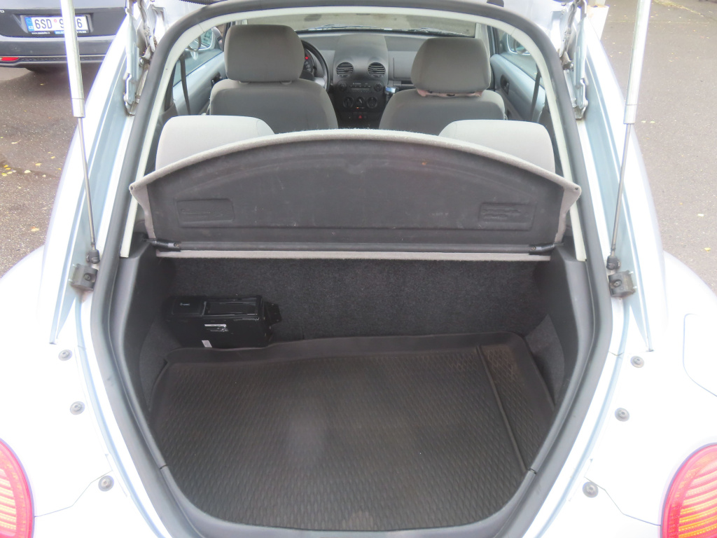 Volkswagen New Beetle