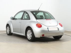 Volkswagen New Beetle - 2002