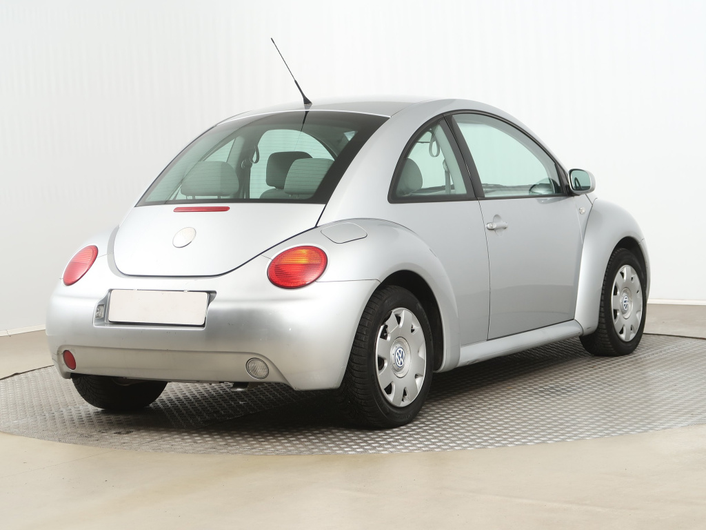 Volkswagen New Beetle