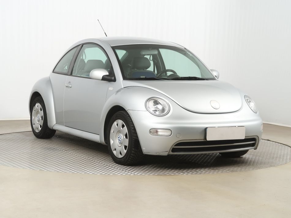 Volkswagen New Beetle - 2002