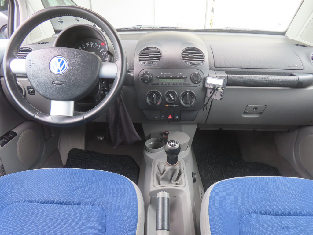 Volkswagen New Beetle