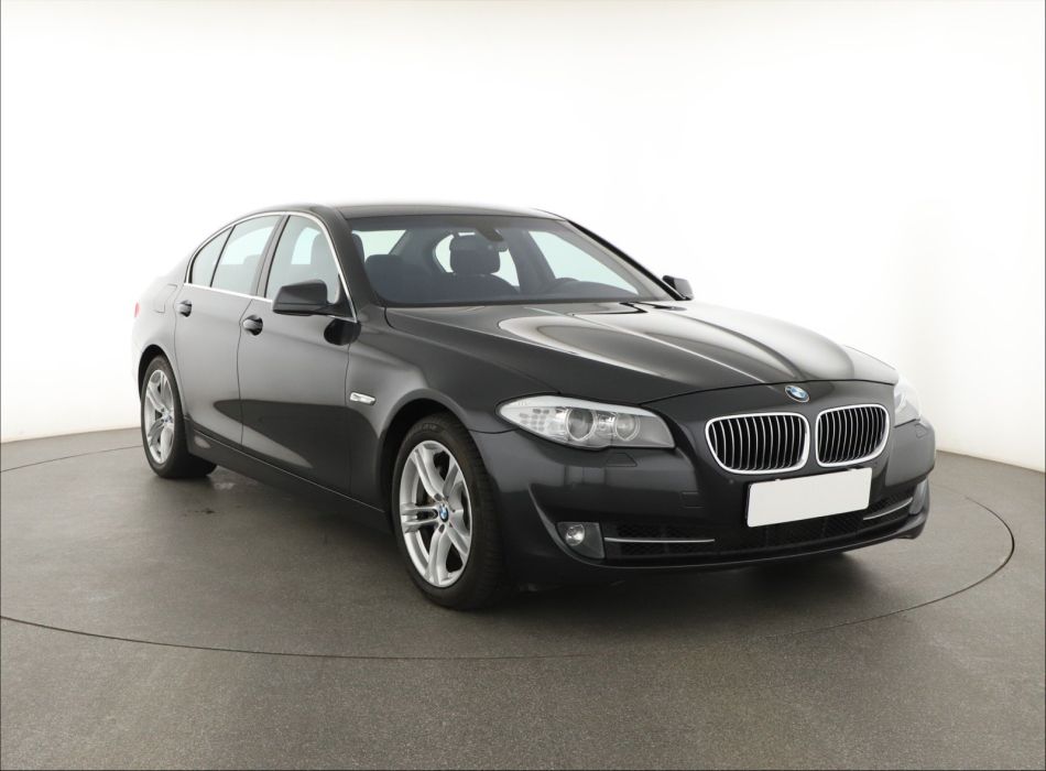 BMW 5 - 2011