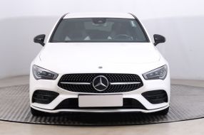 Mercedes-Benz CLA - 2021