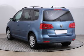 Volkswagen Touran - 2011