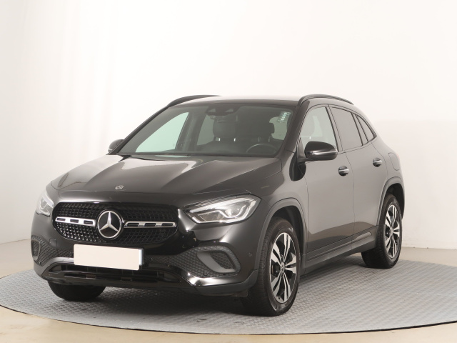 Mercedes-Benz GLA 200 d