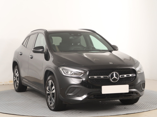 Mercedes-Benz GLA 2021