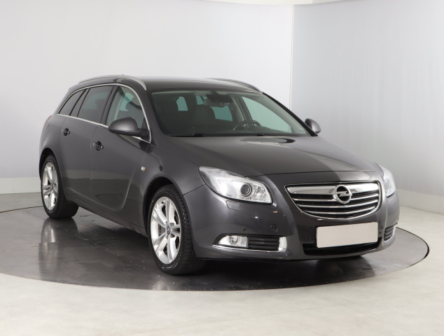 Opel Insignia 2011