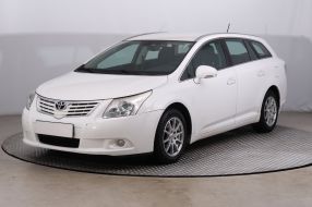 Toyota Avensis - 2010