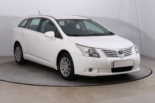 Toyota Avensis 2010
