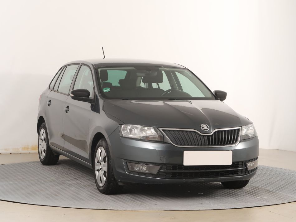 Skoda Rapid Spaceback - 2016