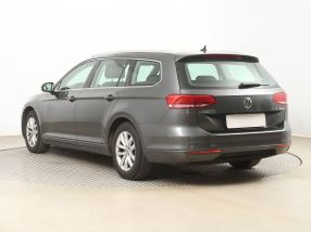 Volkswagen Passat - 2015