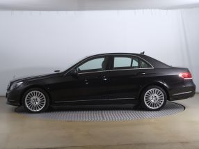 Mercedes-Benz E - 2013