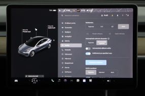 Tesla Model 3 - 2019