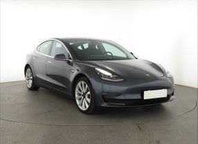 Tesla Model 3 - 2019