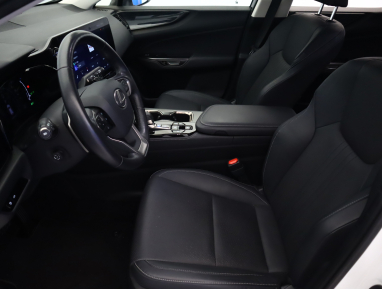 Lexus NX - 2023