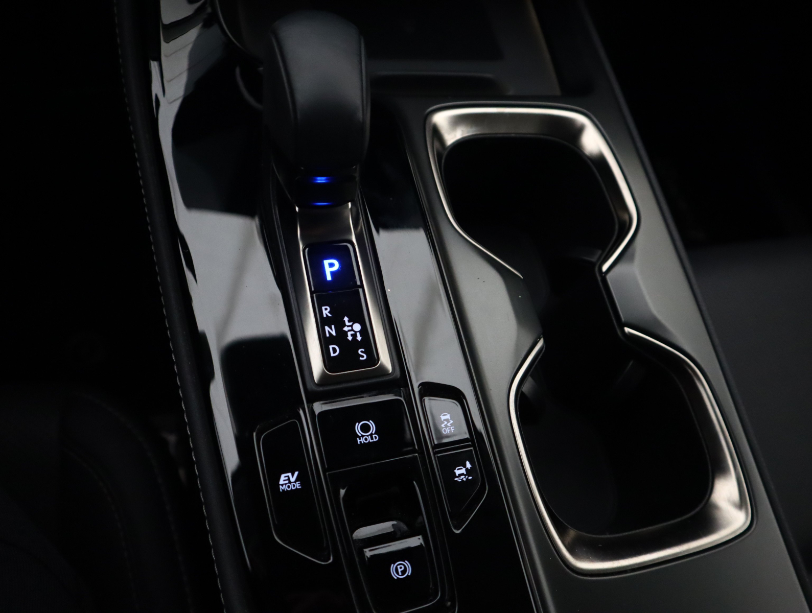 Lexus NX - 2023
