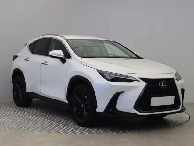 Lexus NX 2023