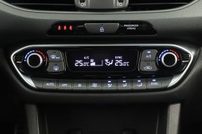 Hyundai i30 Fastback - 2024