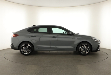 Hyundai i30 Fastback - 2024