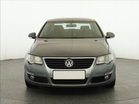 Volkswagen Passat - 2005