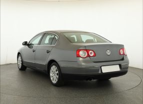 Volkswagen Passat - 2005