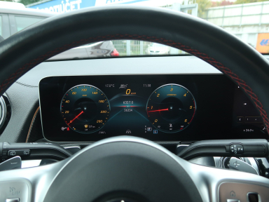 Mercedes-Benz GLB - 2020
