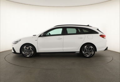 Hyundai i30 - 2025