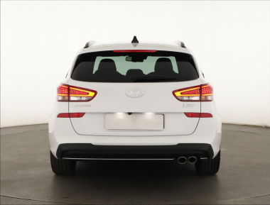 Hyundai i30 - 2025
