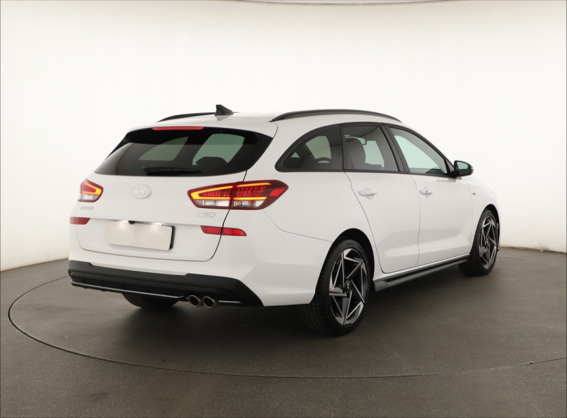 Hyundai i30, 2025