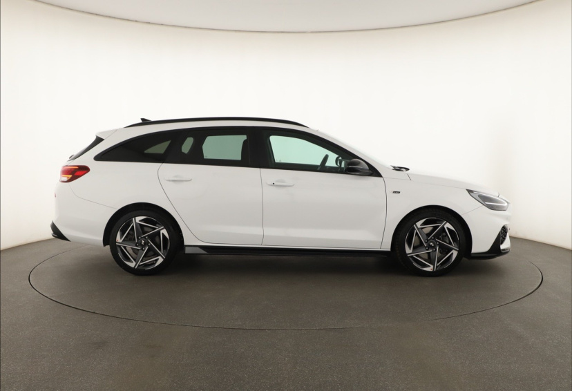 Hyundai i30, 2025